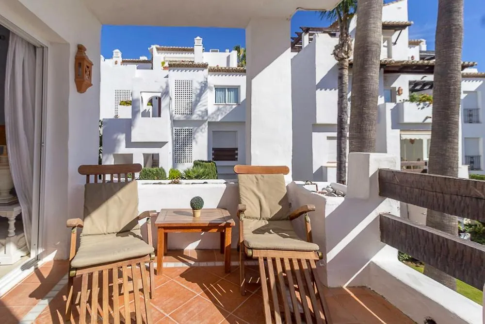 Piso Estupendo Acceso Directo Playa Apartment Estepona
